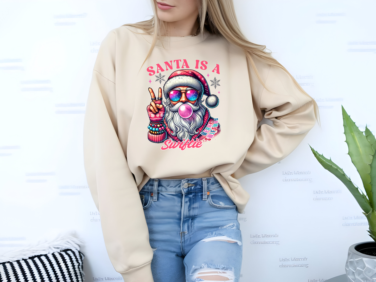 "Swiftie Santa" Sweater – Festive Fun for Every Swiftie